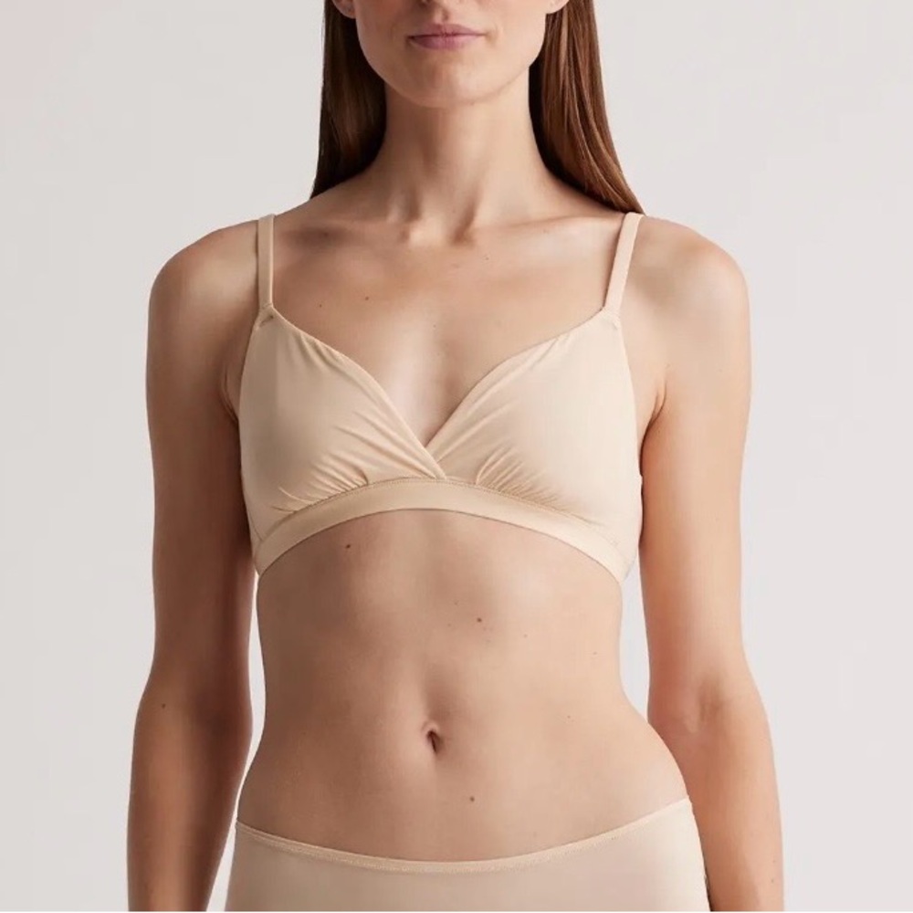 Second Skin Crossover Bralette (2-pack) - Beige NWOT